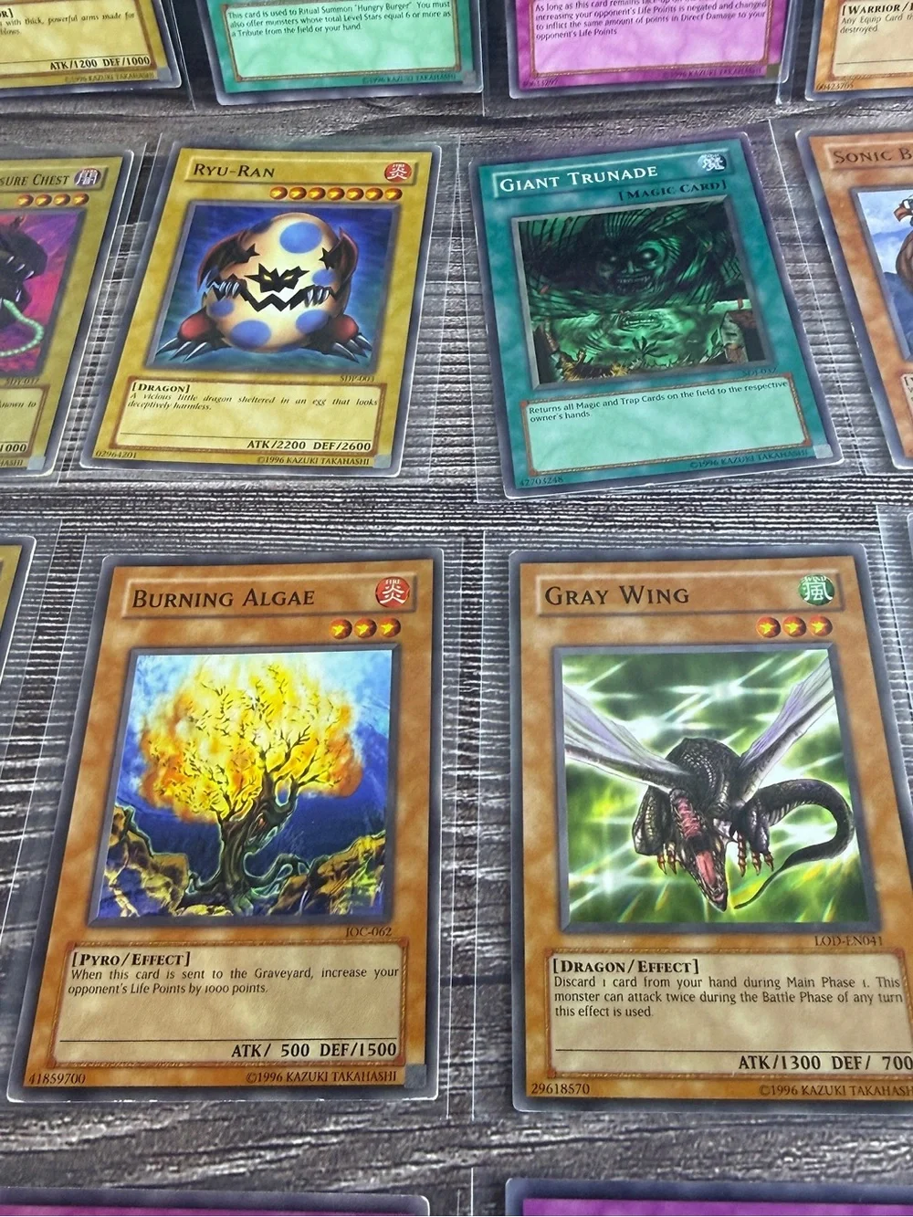 Yu-Gi-Oh! Lot of 20 Vintage Cards • Monsters/Spells/Traps Mix LP/MP